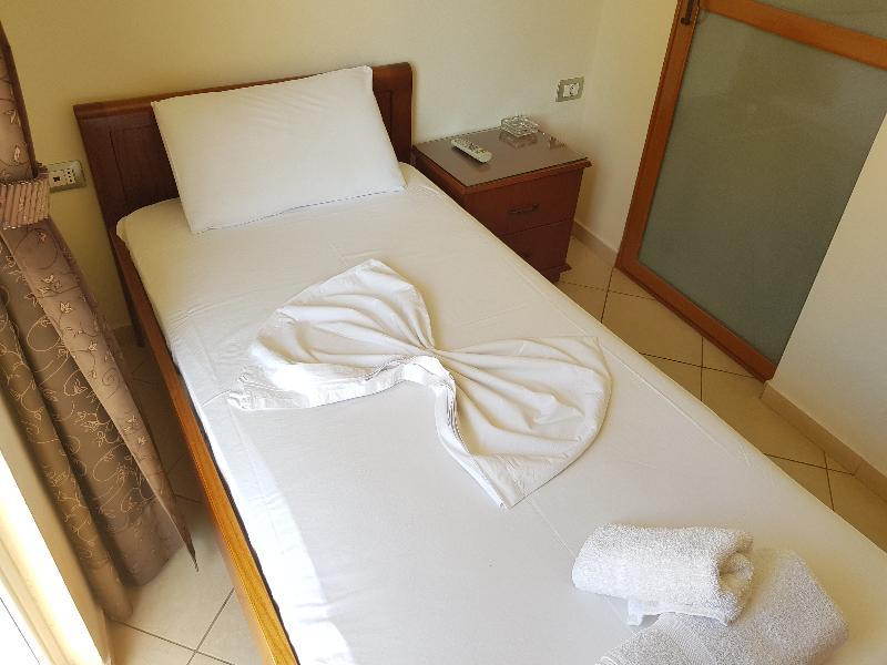 Hotel Veli ساراندا المظهر الخارجي الصورة